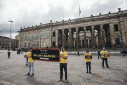 Greenpeace - YaEsHora - ColombiaSinAsbesto-01.jpg