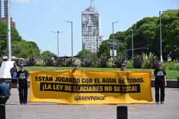 Ley de Glaciares Obelisco Crédito Martín Katz Greenpeace (12).JPG
