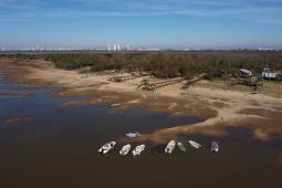 Bajante Histórica Río Paraná © Sebastián López Brachs  Greenpeace.jpg