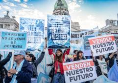 Marcha Agua Congreso Crédito Pepe Mateos Greenpeace.jpg