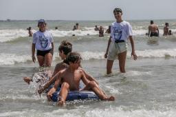 Intervención Glaciares Mar del Plata Crédito Diego Izquierdo Greenpeace (13).jpg