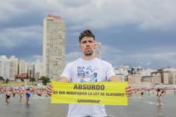 Intervención Glaciares Mar del Plata Crédito Diego Izquierdo Greenpeace (18).jpg