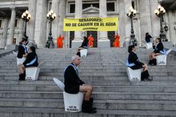 Inodoros Congreso @ Martin Katz  Greenpeace (2).jpg