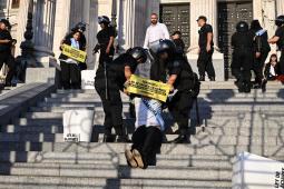 Inodoros Congreso @ Martin Katz  Greenpeace (6).jpg