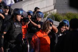 Inodoros Congreso @ Pepe Mateos  Greenpeace (4).jpg