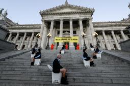 _Inodoros Congreso @ Martin Katz  Greenpeace (1).jpg