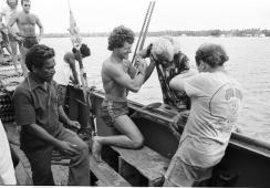 1985 mayo. Evacuación en Islas Marshall..jpg