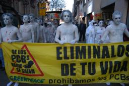 2003 julio. Acción contra la contaminación por PCB en Chile..jpg