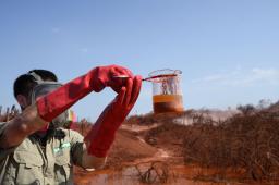 Pozo Petrolero L.O. X-10 en Salta 50 © Martin Katz  Greenpeace.jpg