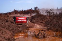 Pozo Petrolero L.O. X-10 en Salta 53 © Martin Katz  Greenpeace.jpg