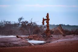 Pozo Petrolero L.O. X-10 en Salta 05 © Martin Katz  Greenpeace.jpg