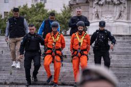 Banner Congreso Ley de Glaciares Crédito Pepe Mateos Greenpeace (8).jpg
