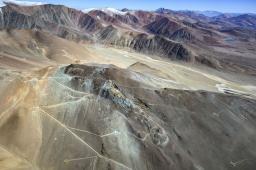 Glaciar 110 Proyecto Vicuña 02 foto Martin Katz Greenpeace.jpg